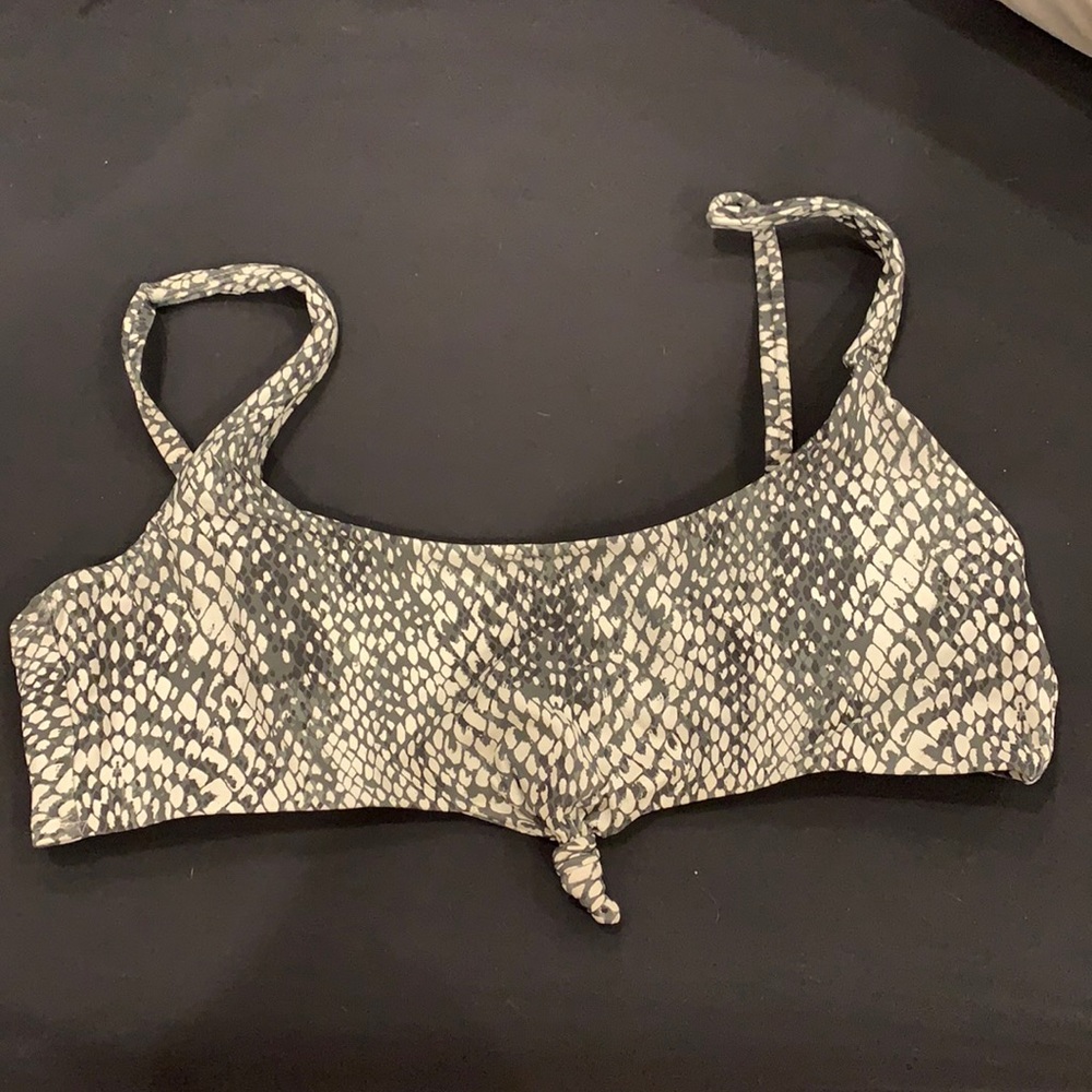 Xl bikini top- snakeskin print, never worn